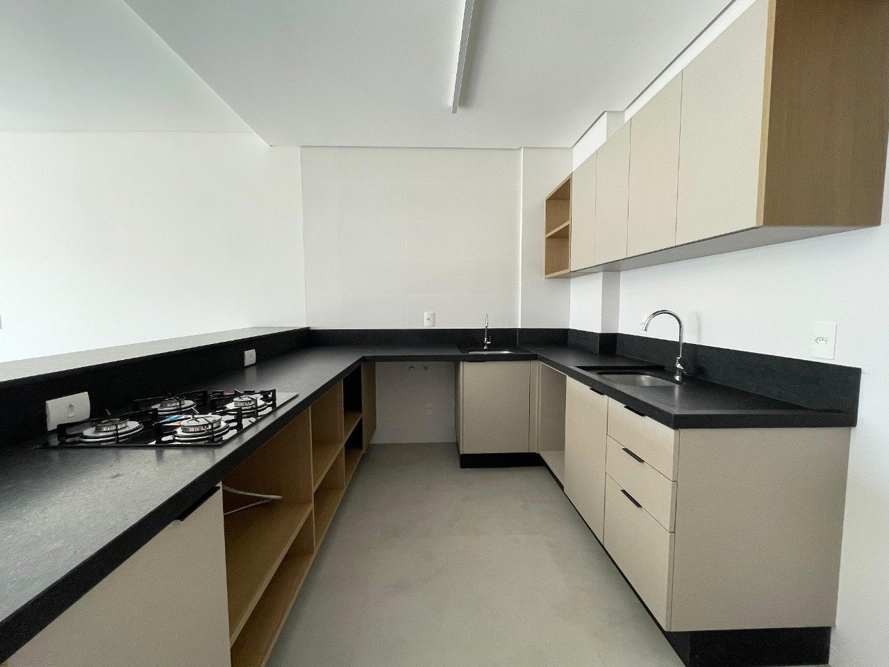 Estúdio[ NumeroQuarto] Saco Grande Florianópolis La Spezia: 