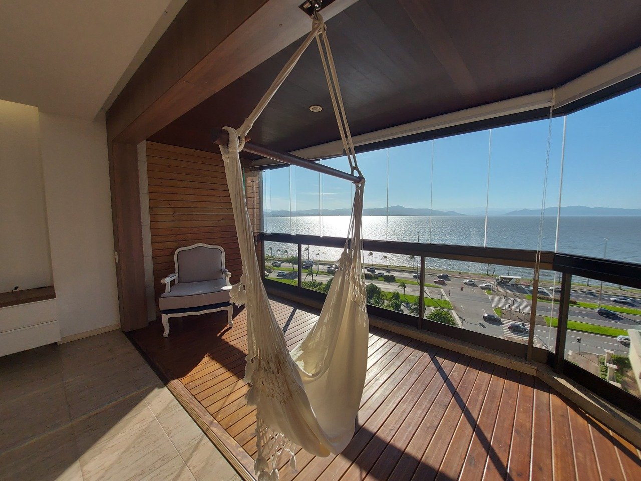 Apartamento[ NumeroQuarto] Agronômica Florianópolis Victor Mendes: 