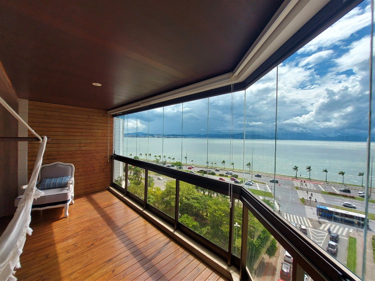 Apartamento[ NumeroQuarto] Agronômica Florianópolis Victor Mendes: 