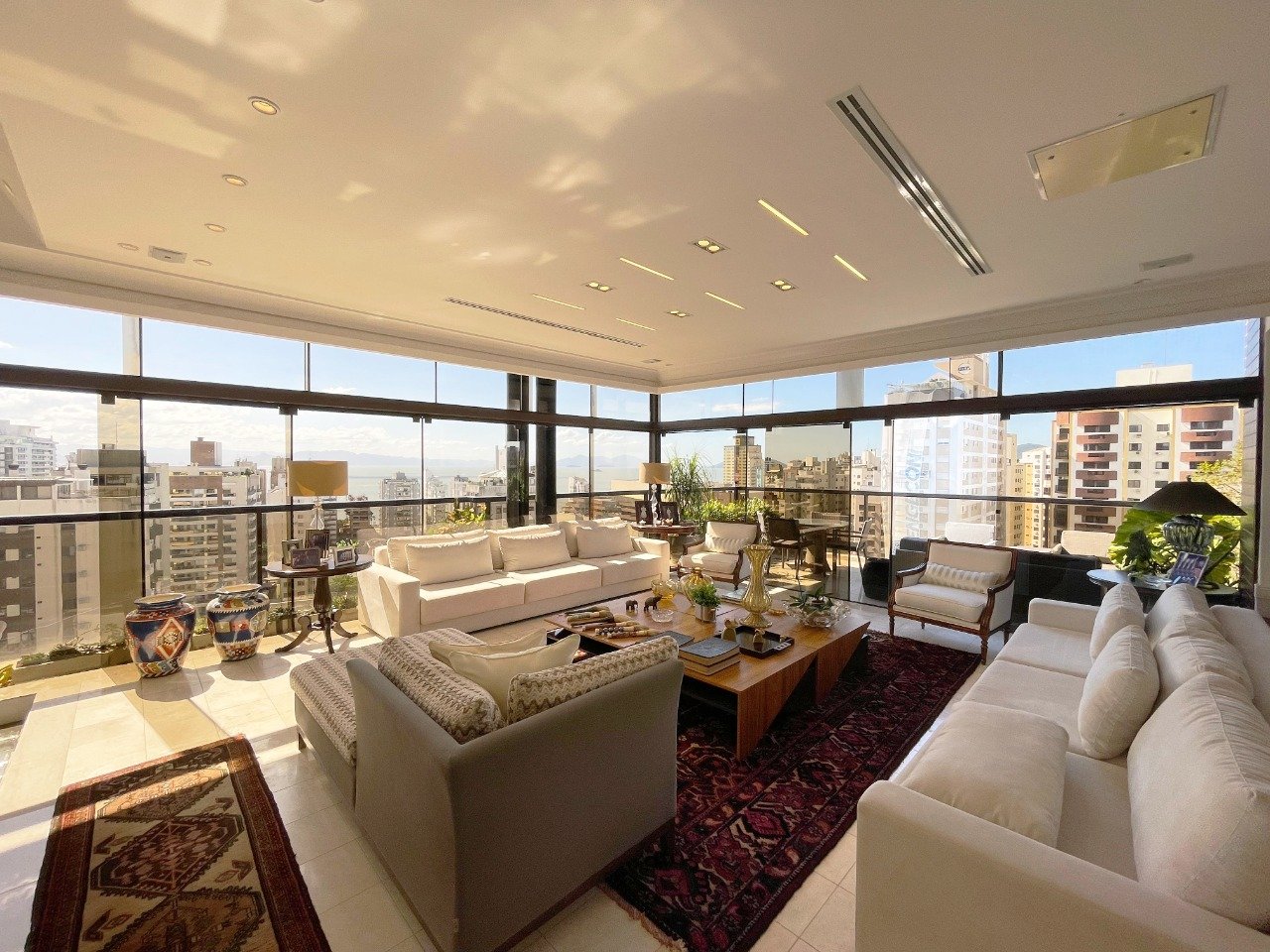 Cobertura duplex[ NumeroQuarto] Centro Florianópolis Oscar Cardoso Filho: 