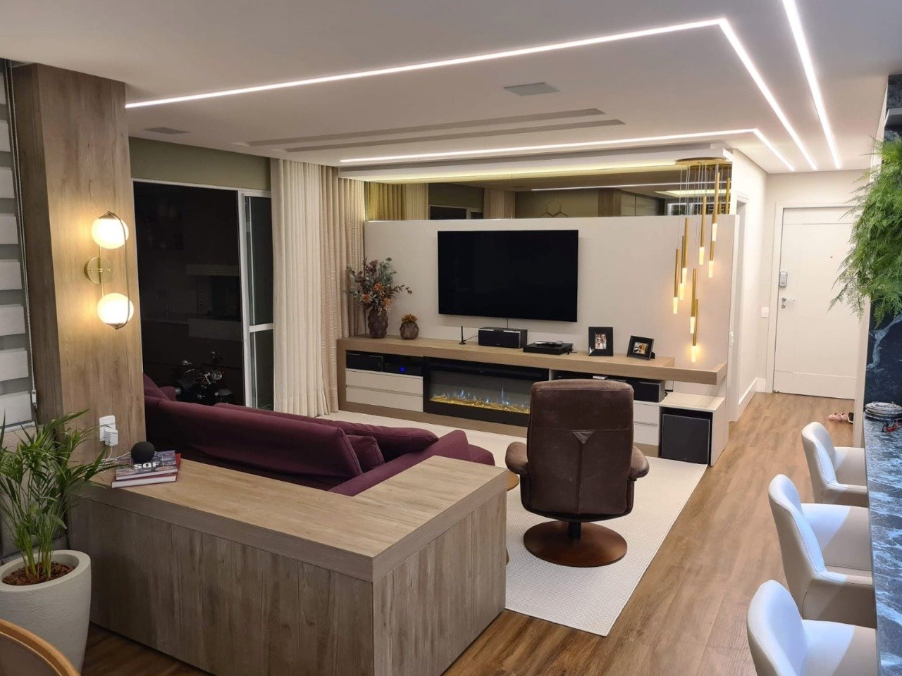 Apartamento[ NumeroQuarto] Centro Florianópolis Linda Koerich: 