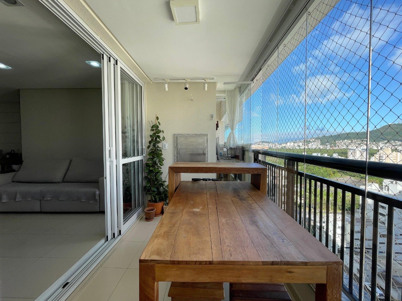 Apartamento[ NumeroQuarto] Itacorubi Florianópolis Jardins de Bordeaux: 