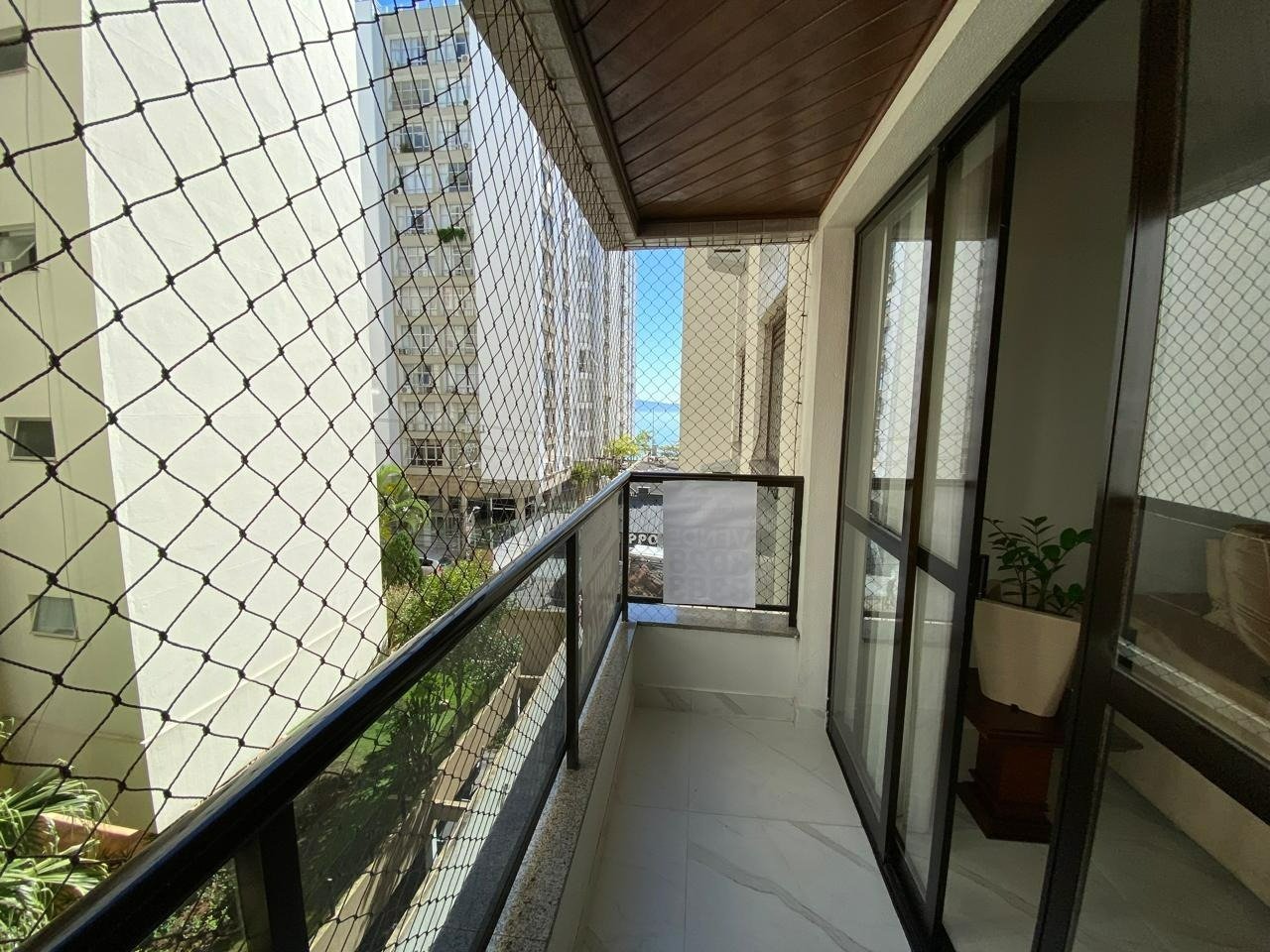 Apartamento[ NumeroQuarto] Centro Florianópolis Amim Abrão Salum: 