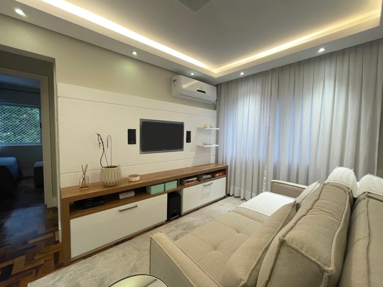 Apartamento[ NumeroQuarto] Centro Florianópolis Versalhes: 