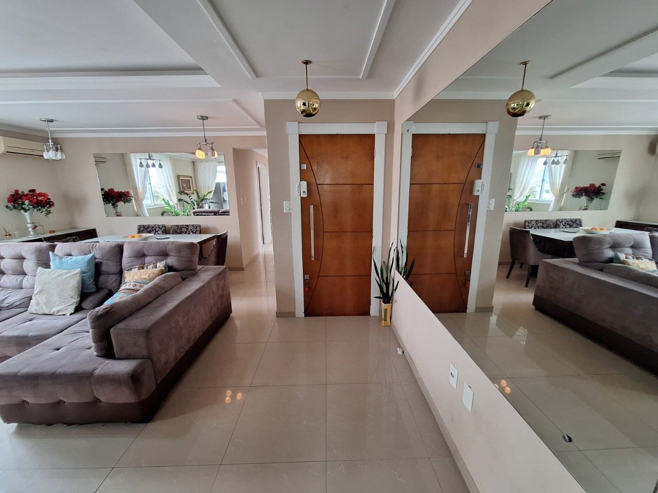 Cobertura[ NumeroQuarto] Kobrasol São José Joana D'arc: 