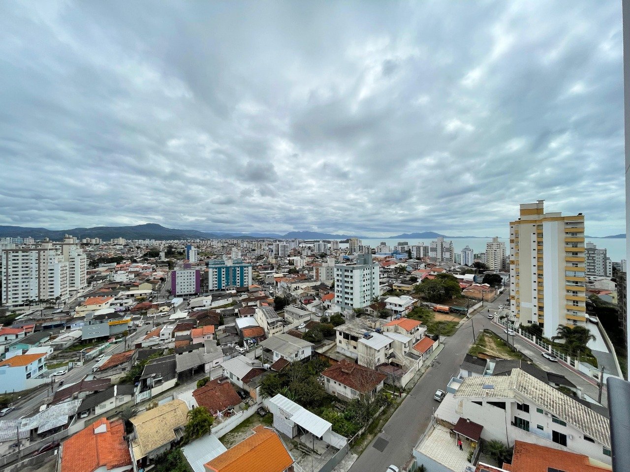 Apartamento[ NumeroQuarto] Barreiros São José Vision São José: 