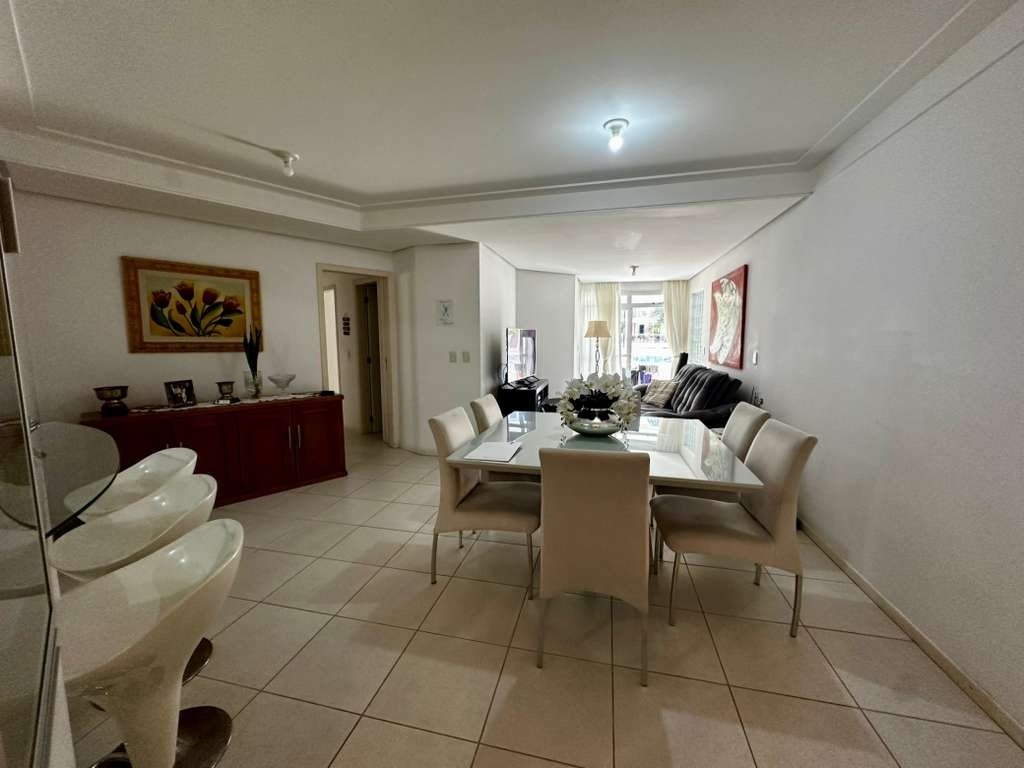 Apartamento[ NumeroQuarto] Parque São Jorge Florianópolis Bianca: 