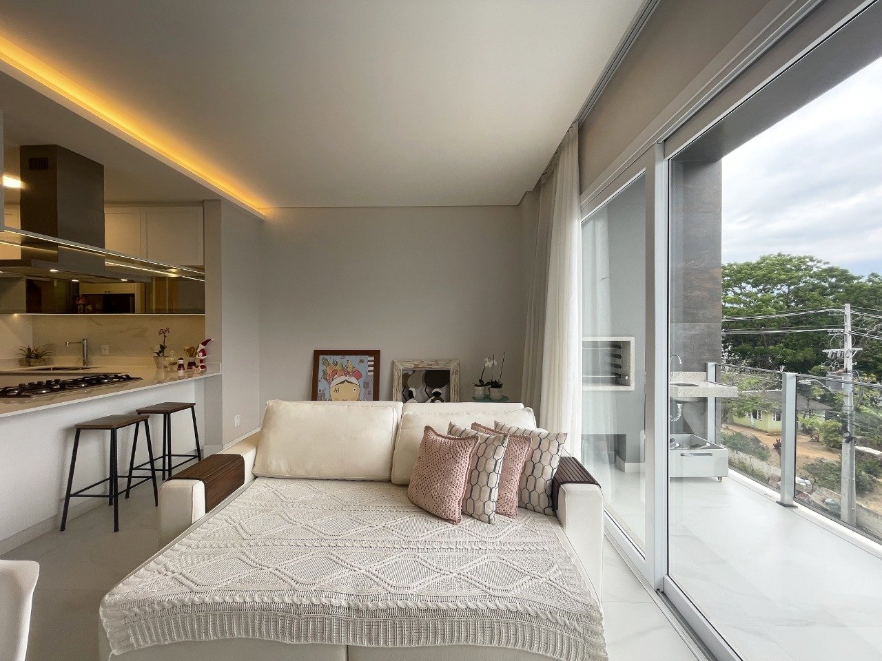 Apartamento[ NumeroQuarto] João Paulo Florianópolis Infiniti Home View: 