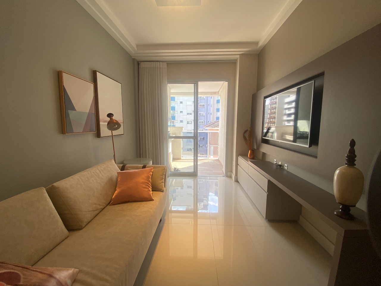 Apartamento[ NumeroQuarto] Centro Florianópolis Carmelo Faraco: 