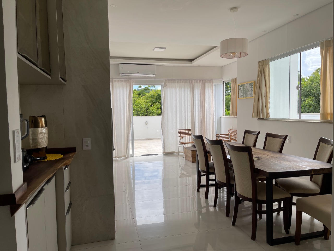 Cobertura[ NumeroQuarto] Canasvieiras Florianópolis Bella Vita Residence : Sala de jantar