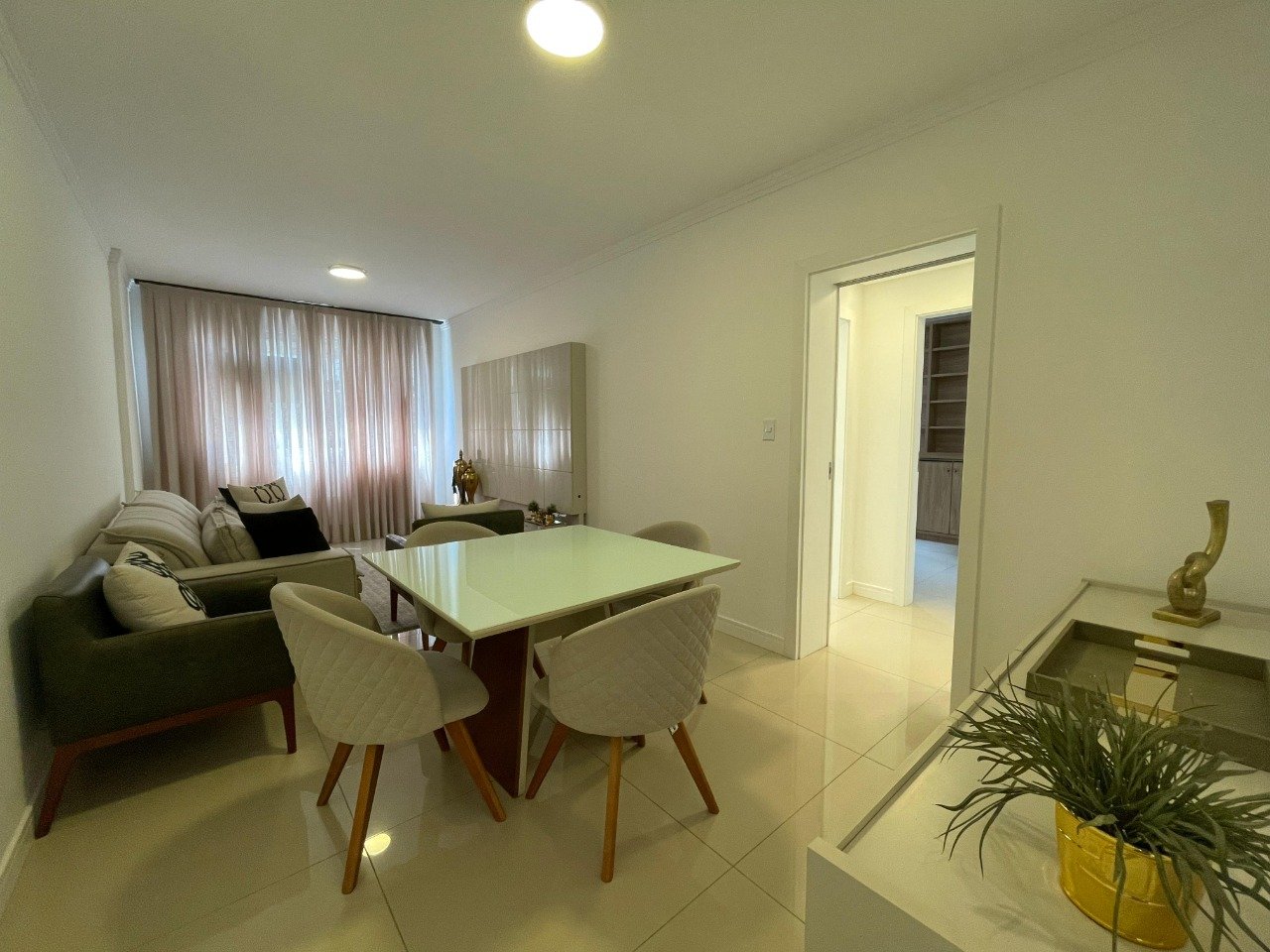 Apartamento[ NumeroQuarto] Centro Florianópolis Victor Meirelles: 