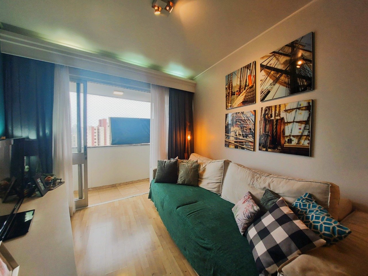 Apartamento[ NumeroQuarto] Centro Florianópolis Mozart: 