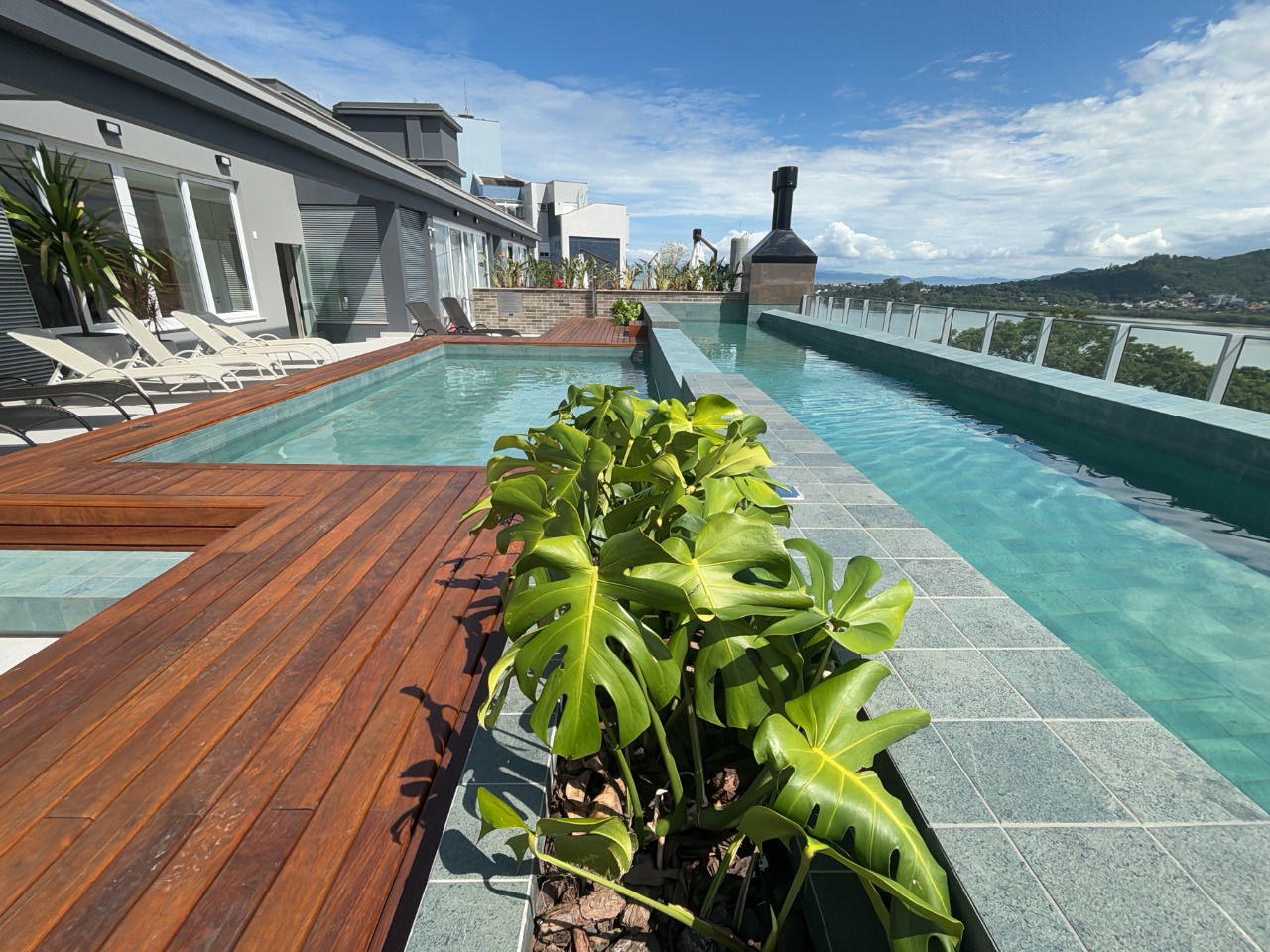 Apartamento[ NumeroQuarto] João Paulo Florianópolis Infiniti Home View: 