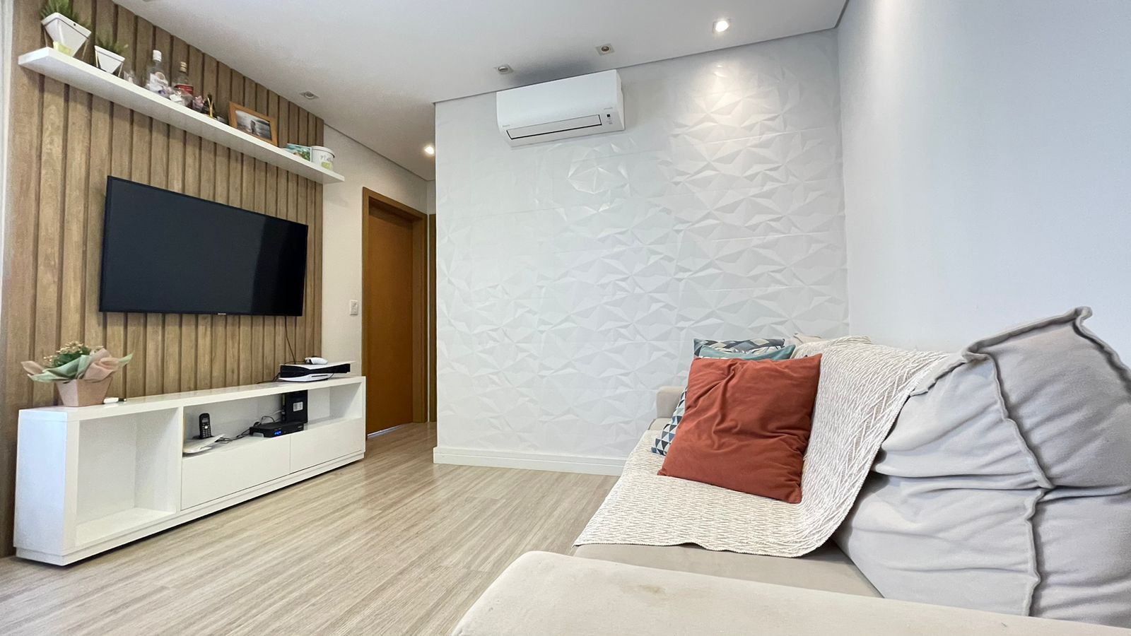 Apartamento à venda no Engordadouro: 