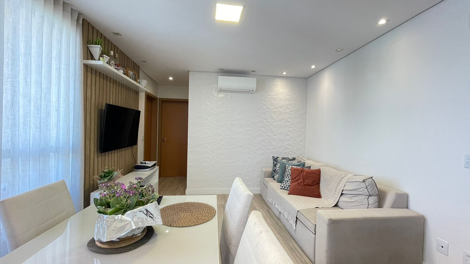 Apartamento à venda no Engordadouro: 