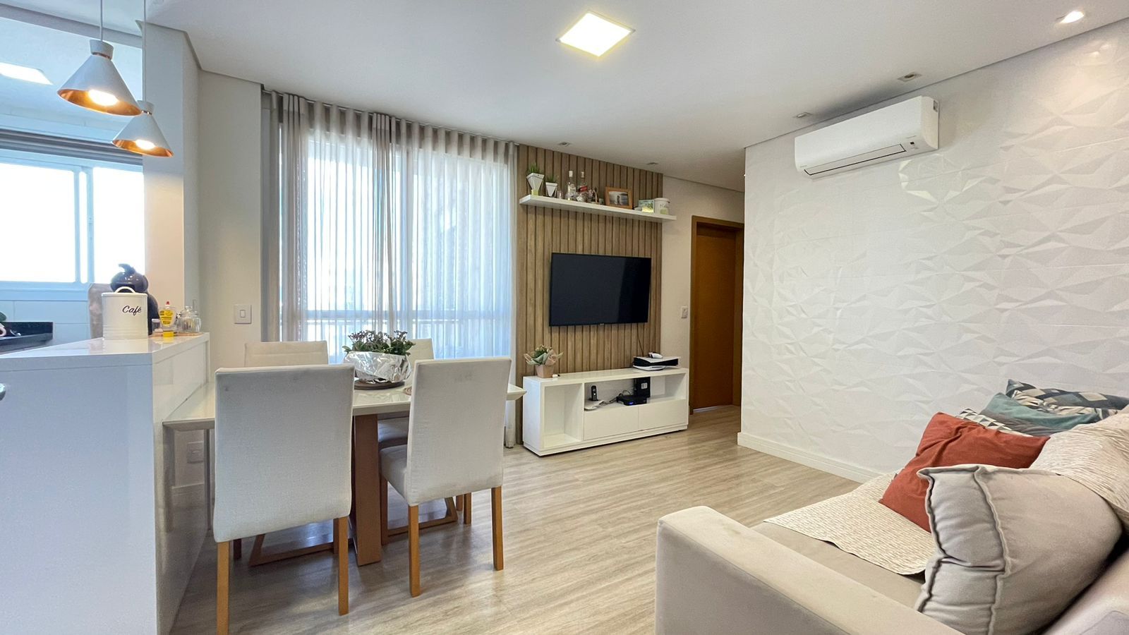 Apartamento à venda no Engordadouro: 