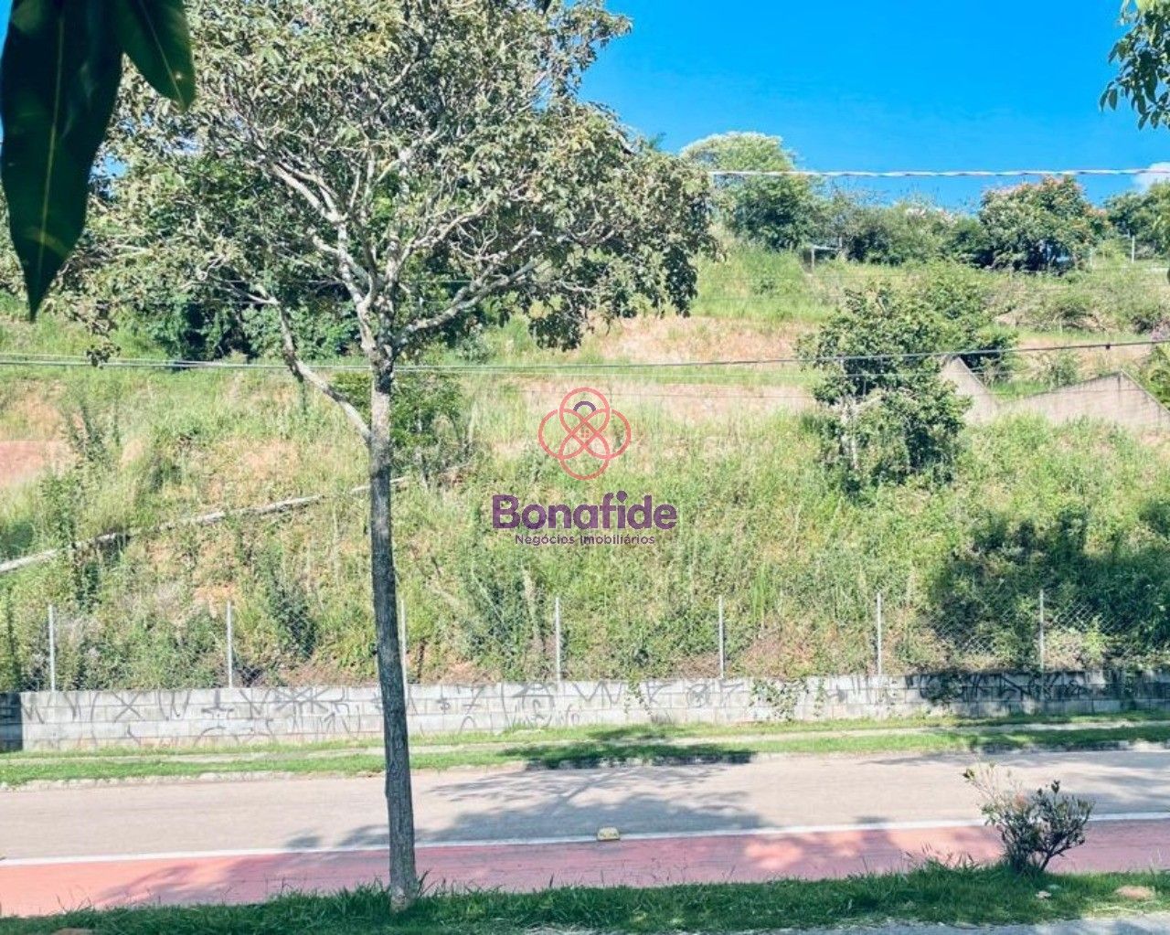 Terreno à venda no Vale Azul II: 