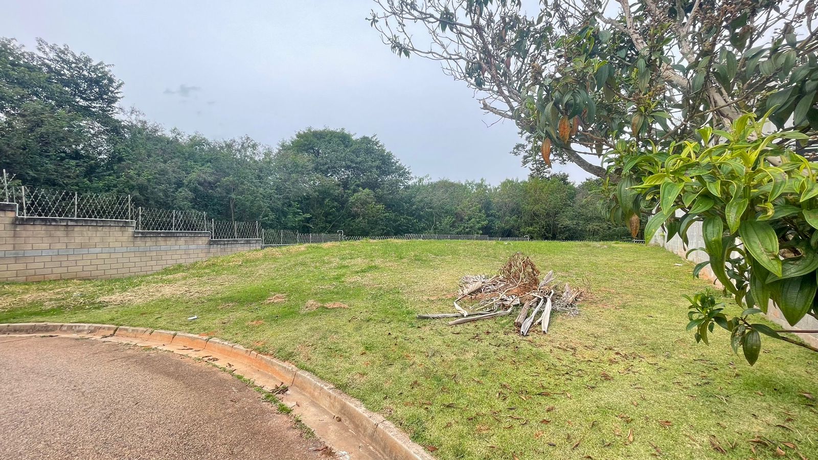 Terreno à venda no Jundiaí Mirim: 