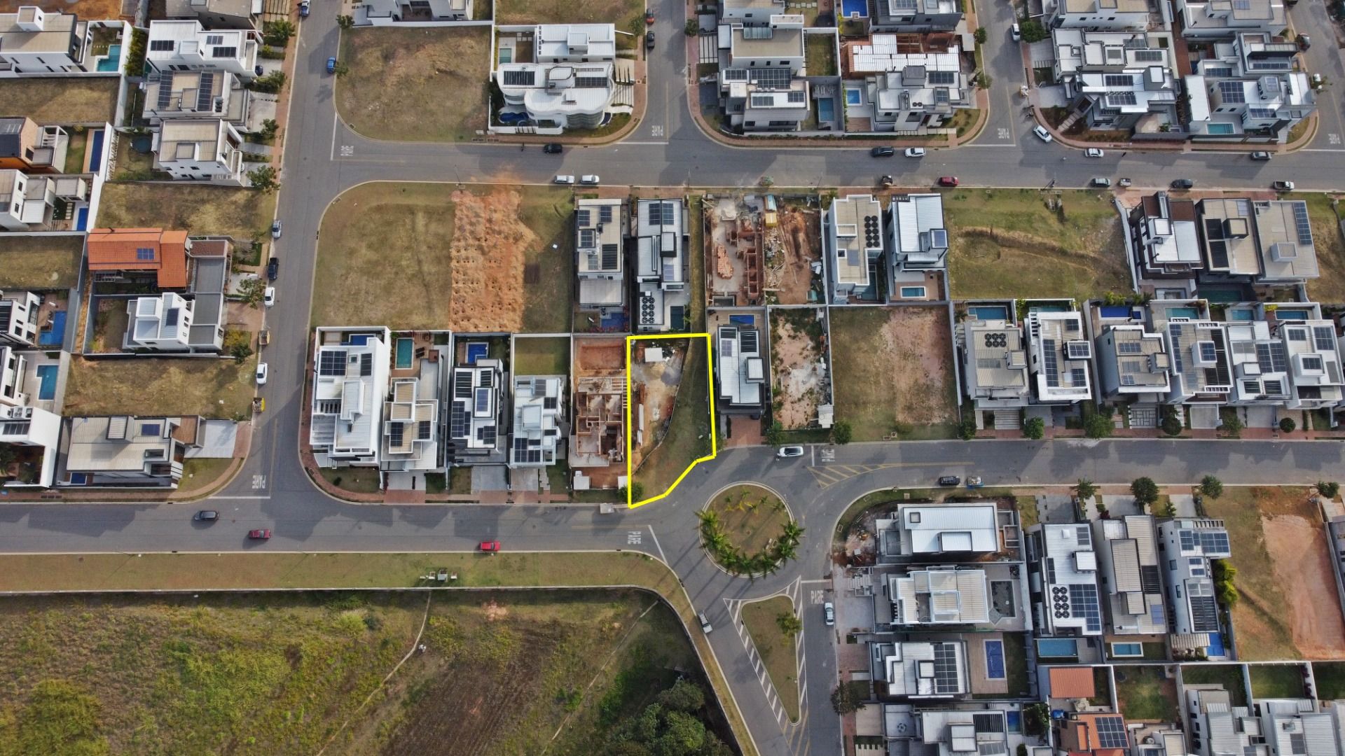 Terreno à venda no Loteamento Brisas do Lago: 