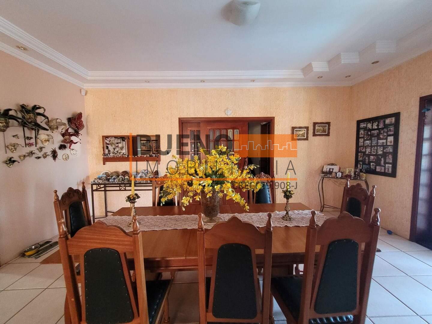 Casa à venda no Vila Brasil: 