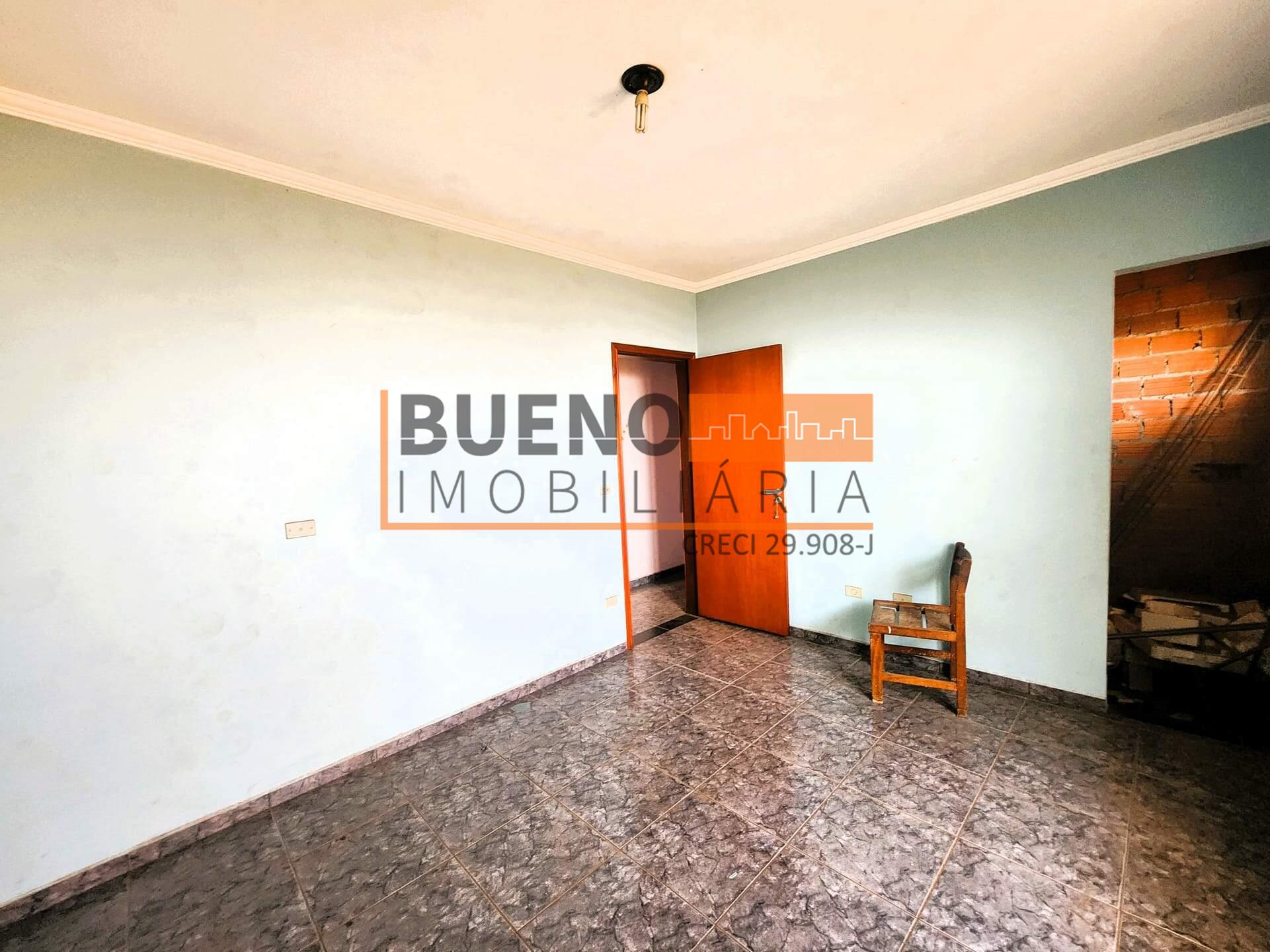 Sobrado à venda no Vila Molon: 