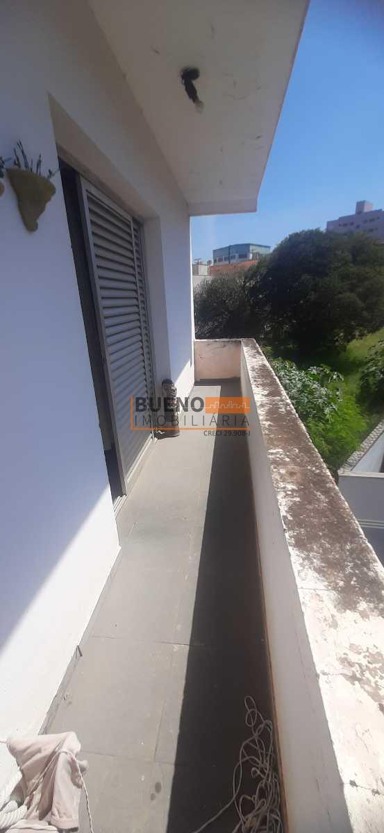 Prédio à venda no Jardim Santana: 