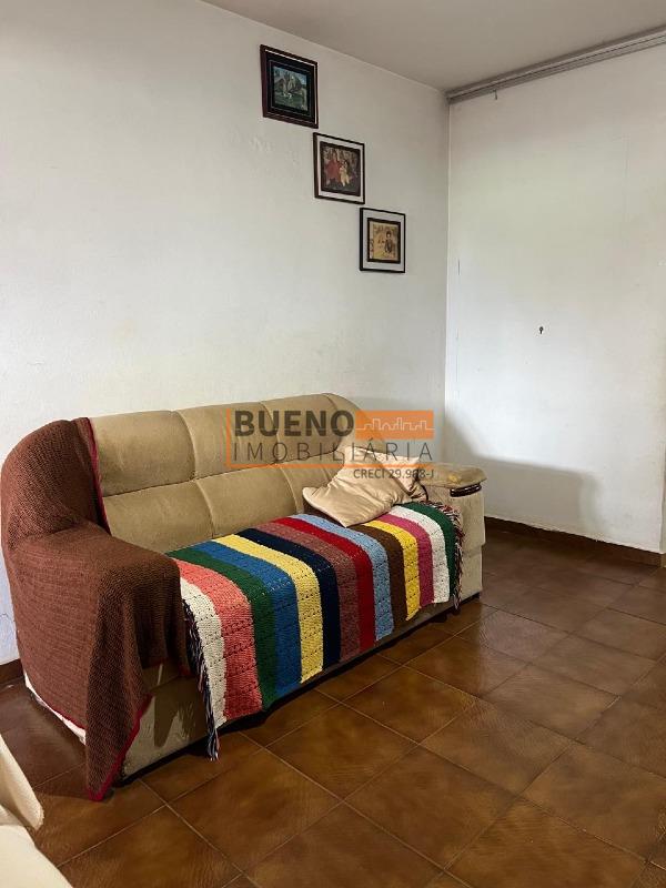 Casa para aluguel no Conjunto Habitacional Santa Terezinha: 