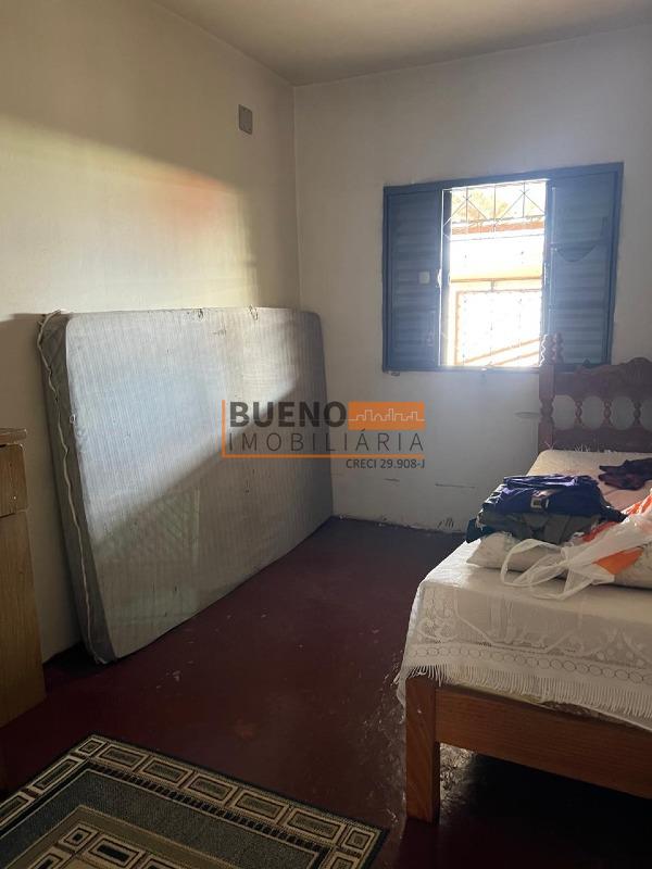 Casa para aluguel no Conjunto Habitacional Santa Terezinha: 