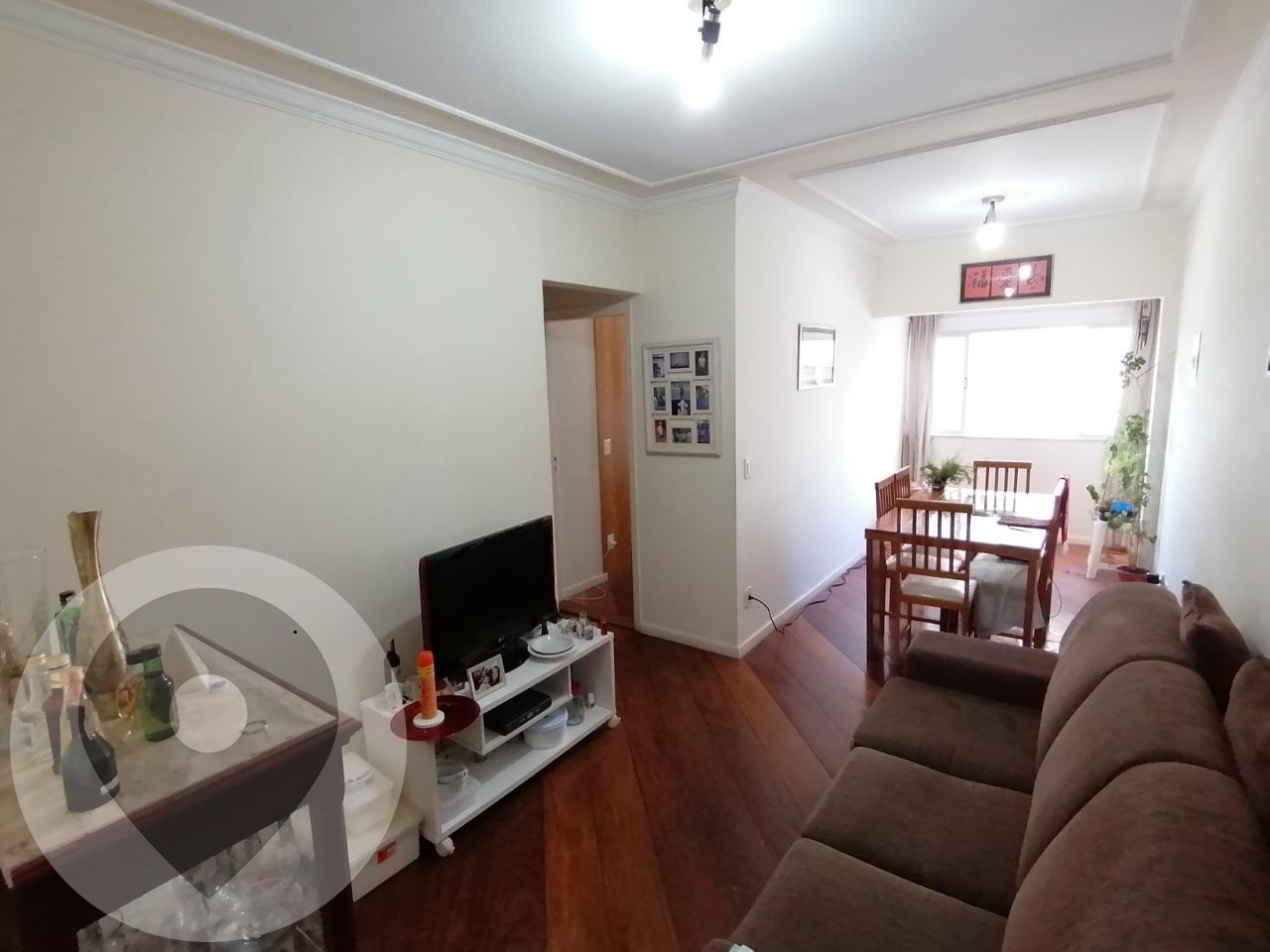 Apartamento à venda no bairro Cambuí: 