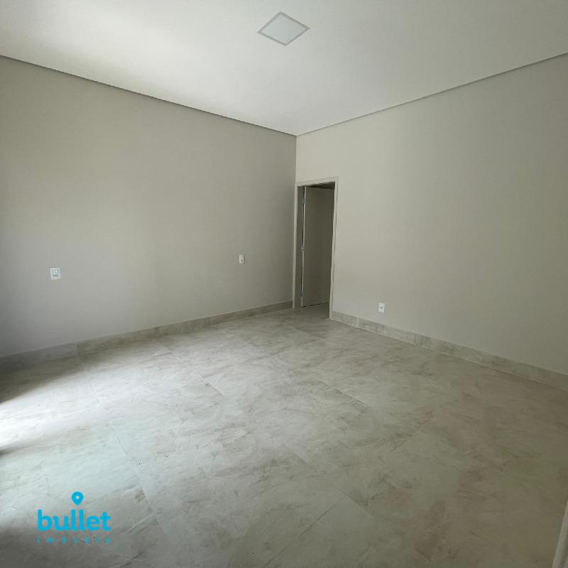 Casa à venda no bairro Parque Brasil 500: 