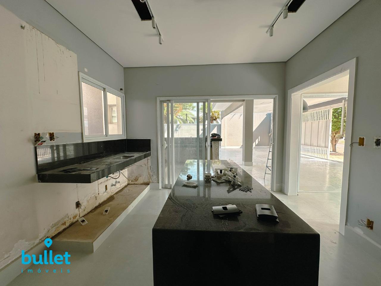 Casa à venda no bairro Jardim de Itapoan: 