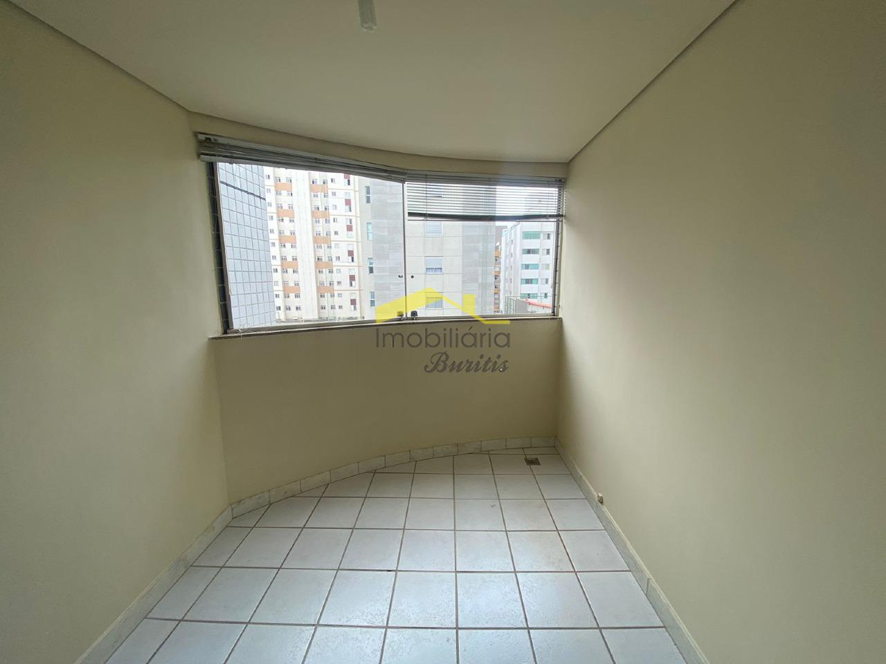 Apartamento à venda no Buritis: 
