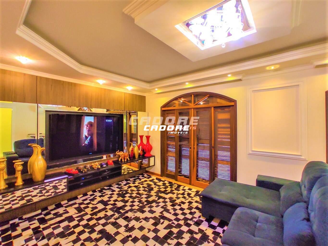 Excelente casa finamente acabada no bairro Garcia em Blumenau. — foto 3