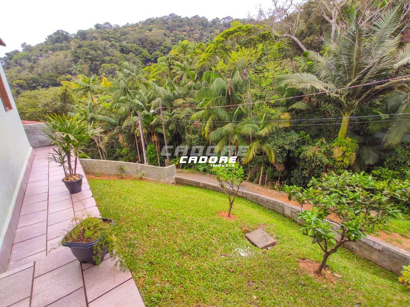 Terreno com 03 casas construídas. — foto 4