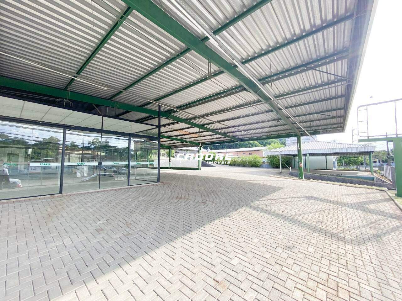 Galpão em excelente localização com aproximadamente 1519m — foto 2