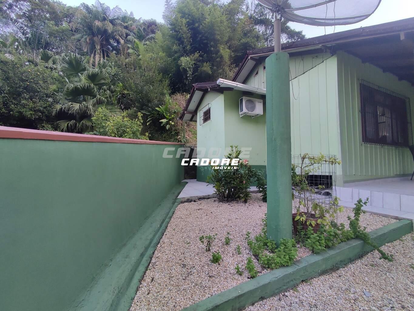 Casa Mista com 2 Dormitórios Bairro Valparaiso — foto 6