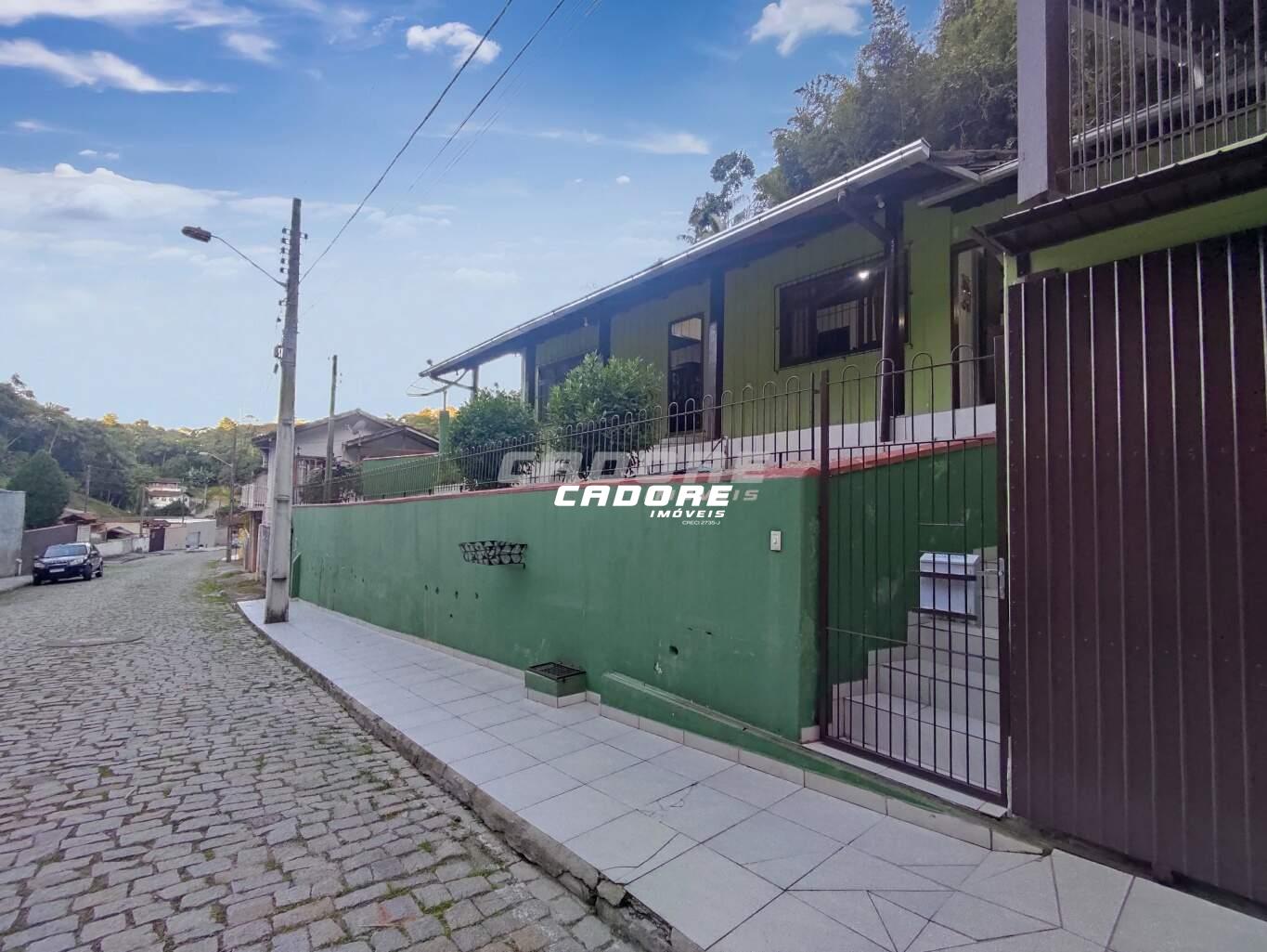 Casa Mista com 2 Dormitórios Bairro Valparaiso — foto 5