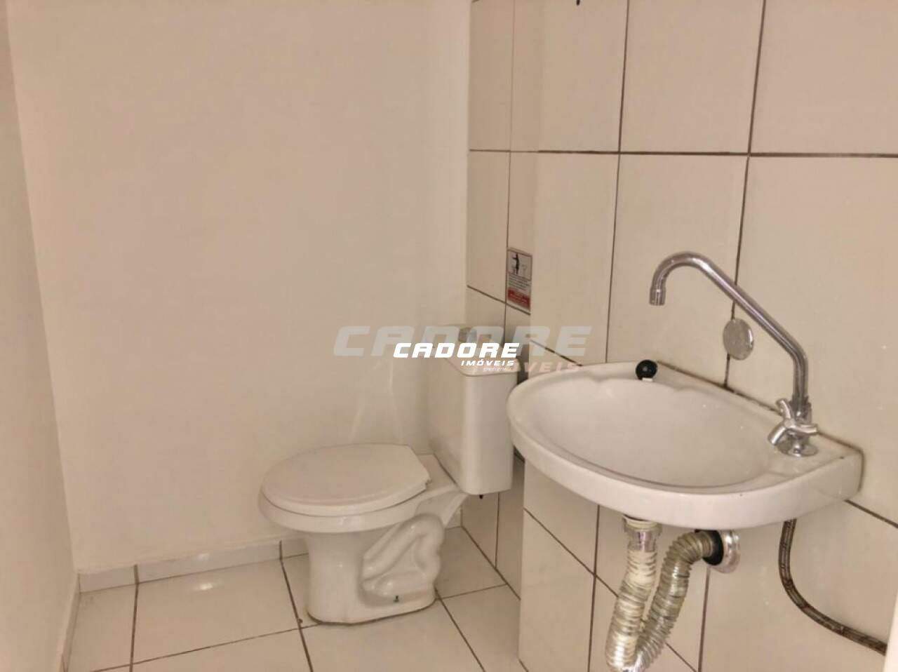 Loja comercial na rua Antônio da Veiga, dividida em 3 lojas — foto 4