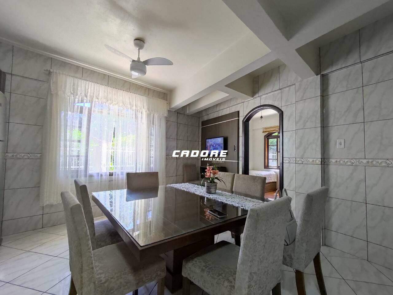 Casa com 3 Dormitórios - Glória — foto 7