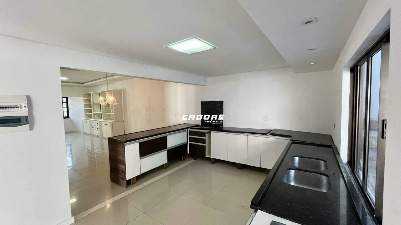 Casa à venda, 5 quartos, Velha - Blumenau/SC - foto 1