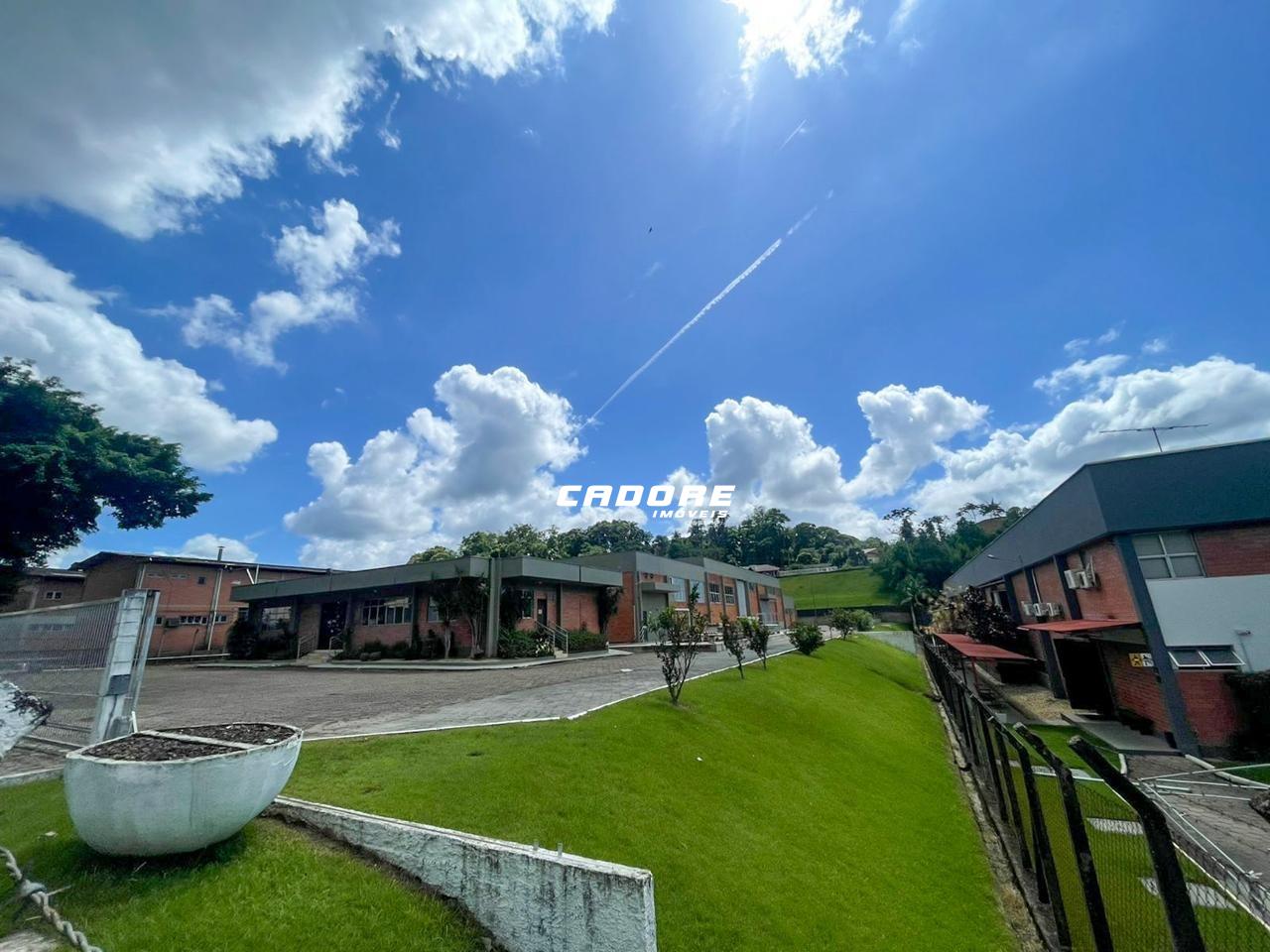 Excelente galpão de aproximadamente 4.900m no bairro Itoupavazinha I Cadore Imóveis - foto 1