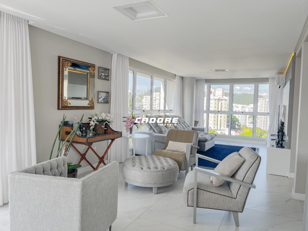 APARTAMENTO DE ALTO PADRÃO EM ANDAR ALTO — foto 3