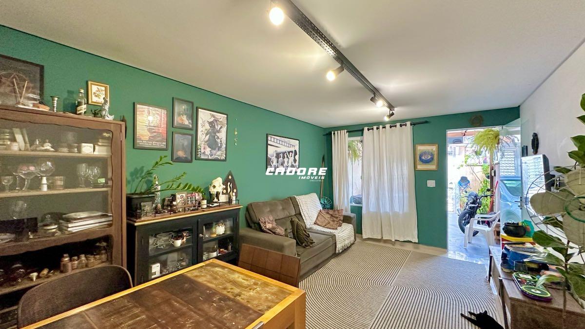 Este sobrado é perfeito para quem busca conforto, praticidade e possibilidades de ampliação! — foto 5