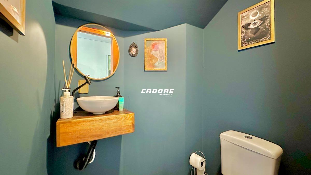 Este sobrado é perfeito para quem busca conforto, praticidade e possibilidades de ampliação! — foto 6