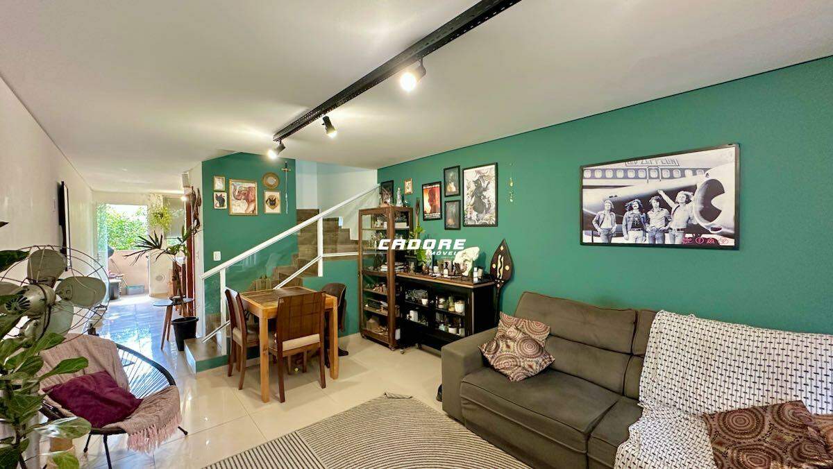 Este sobrado é perfeito para quem busca conforto, praticidade e possibilidades de ampliação! - foto 1