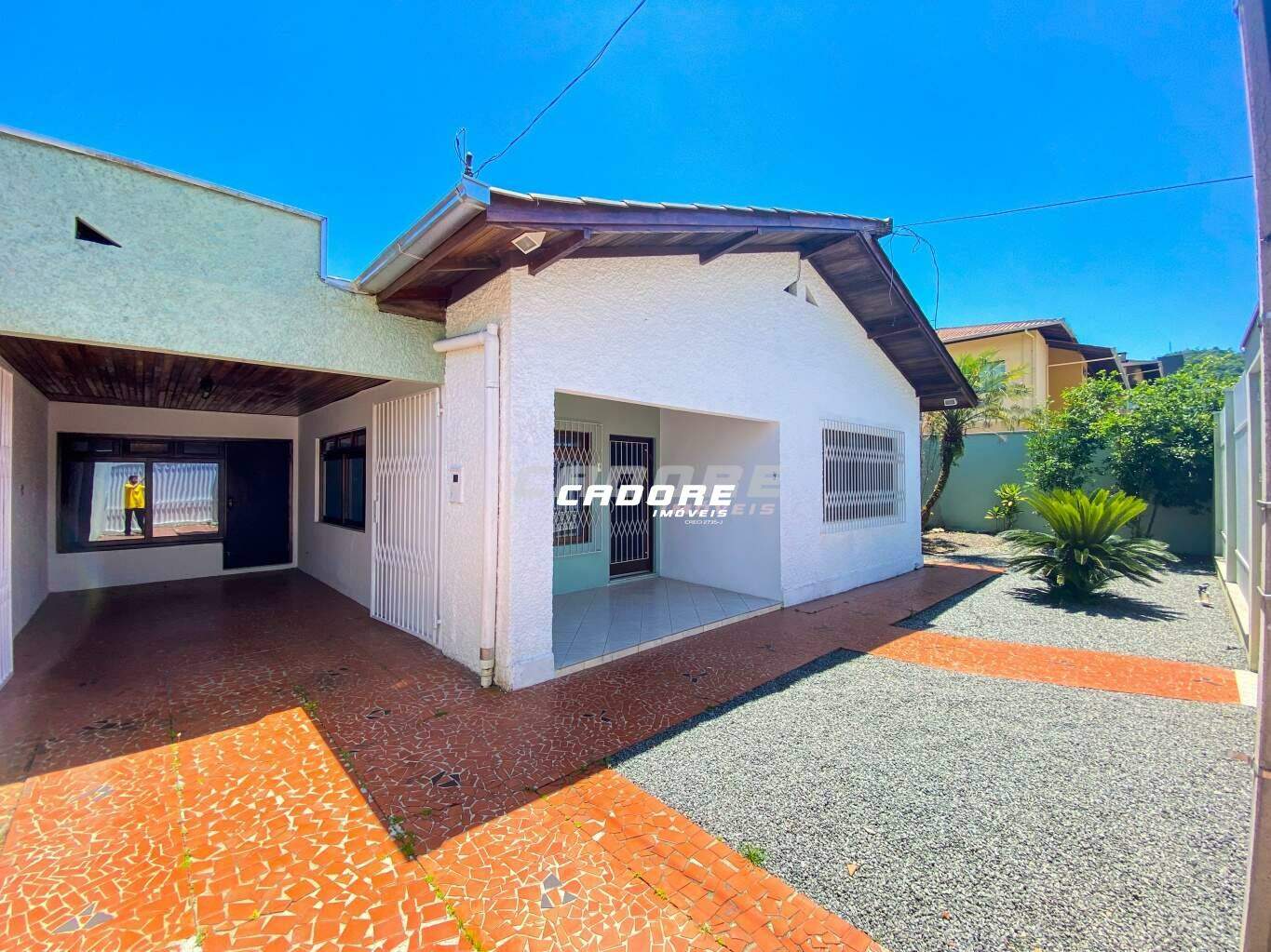 Casa de esquina à poucos passos da Cooper — foto 6