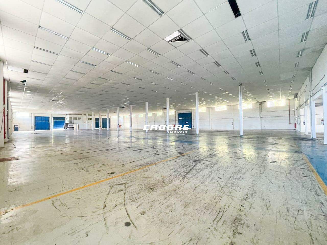 Galpão com aproximadamente 4.000 m no bairro Fortaleza Alta I Cadore Imóveis - foto 1