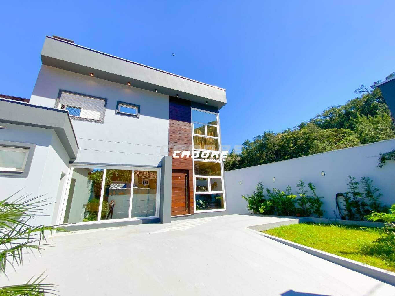 Excelente casa semi mobiliada no bairro Progresso com aproximadamente 240m | Cadore — foto 3