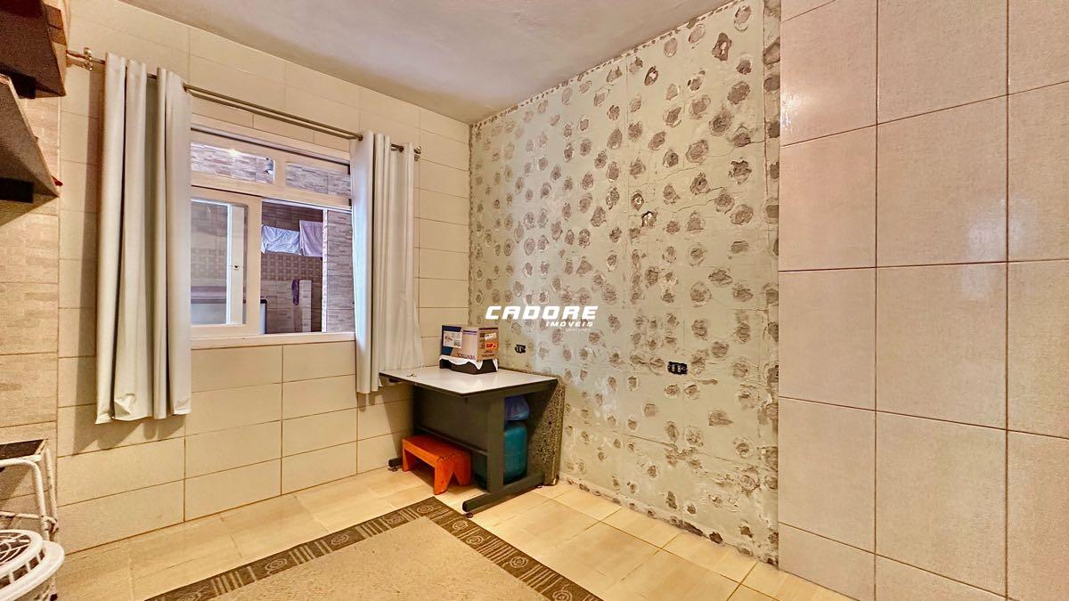 Casa mobiliada com terreno espaçoso e área com churrasqueira no bairro Garcia!! — foto 7