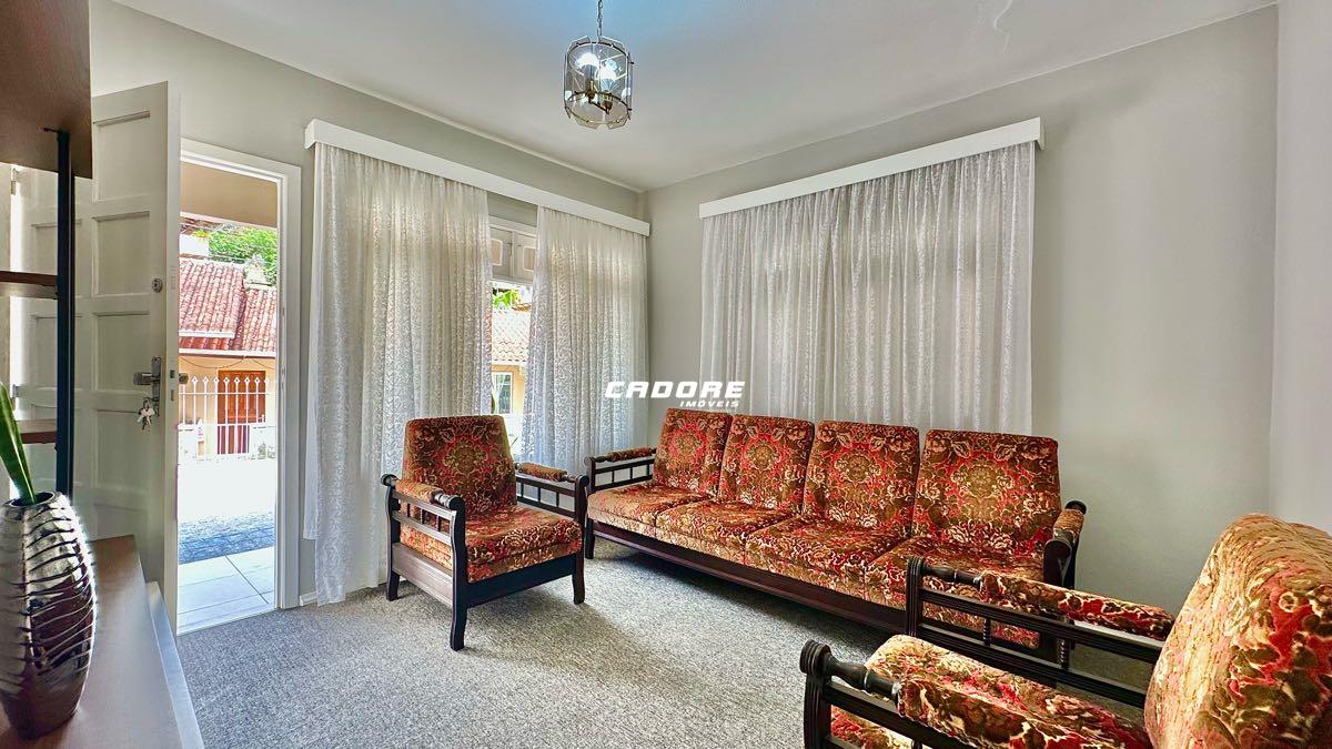 Casa mobiliada com terreno espaçoso e área com churrasqueira no bairro Garcia!! — foto 3